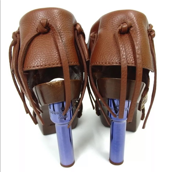 Louis Vuitton Sandals - Picture 3 of 8